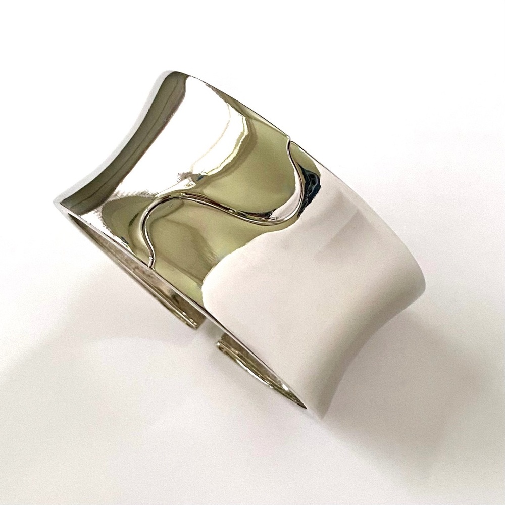 1.25" Wide Polished Silver Tone Hinged Clamper Bracelet S-Curve Open *80s*GUC*